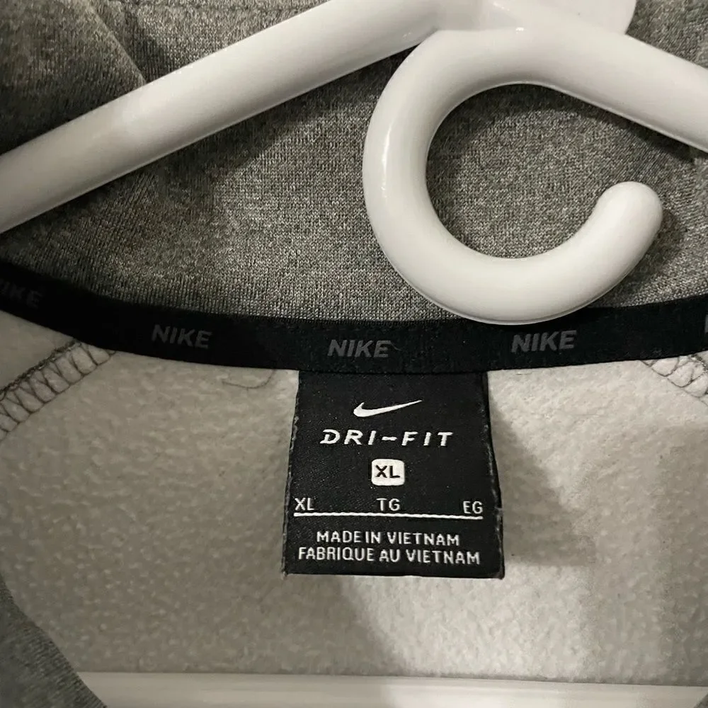 Nike Dri-fit long sleeve pullover